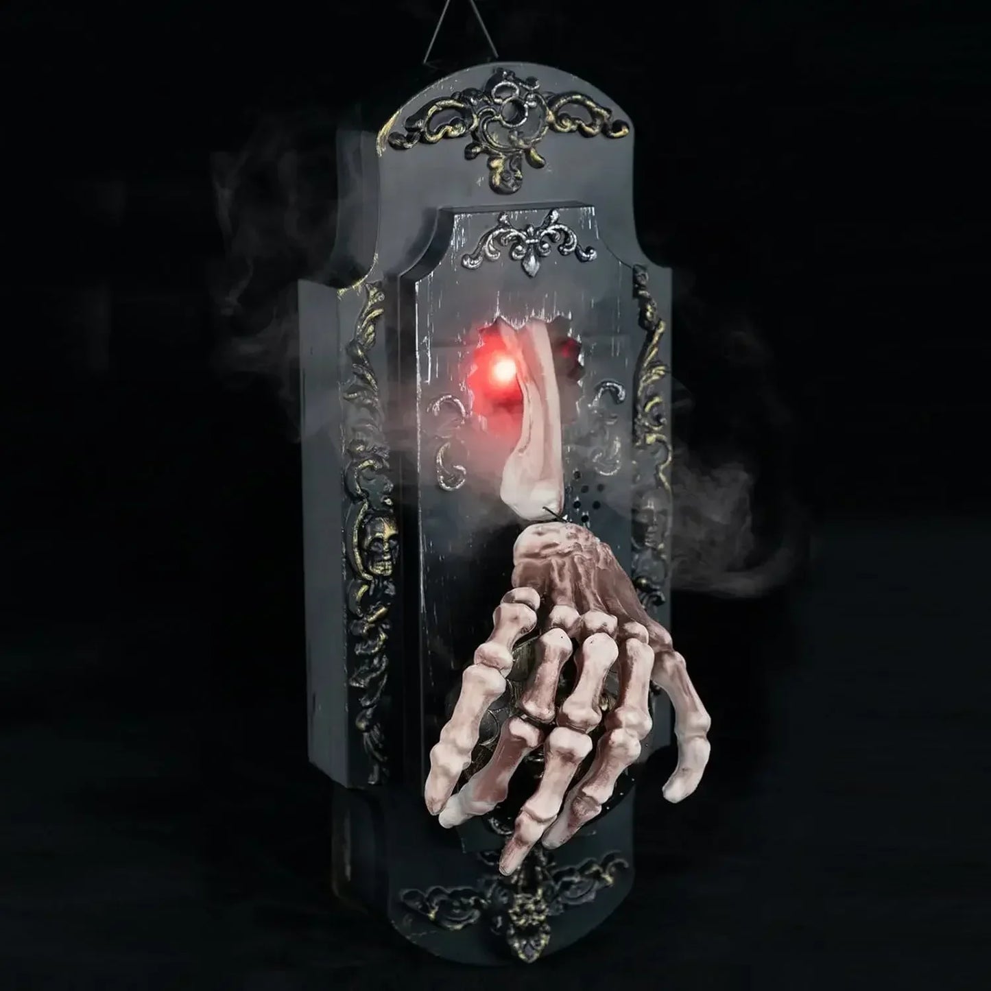 Halloween skeleton hand doorbell, sensor and spray function, party props decoration add a touch of horror, suitable for Halloween home office decoration